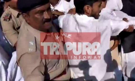 Policeâ€™s lathi-charge on youth Congress activists in presence of National leaders on oath-taking day at Agartala