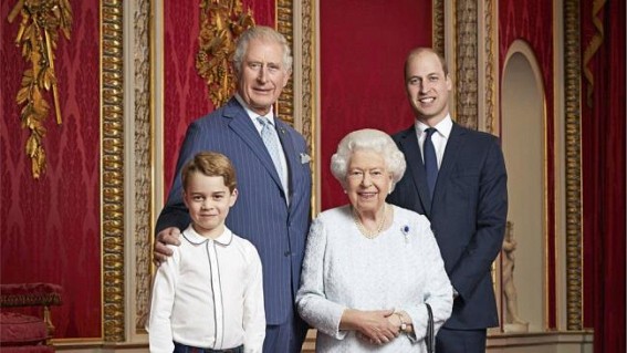 Portrait of Queen, 3 heirs marks new decade's start