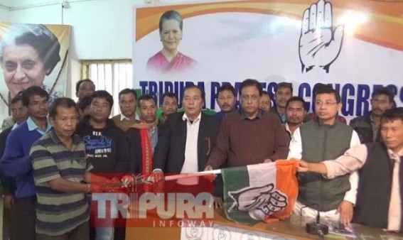 Top IPFT leader joins Congress with 150 supporters 