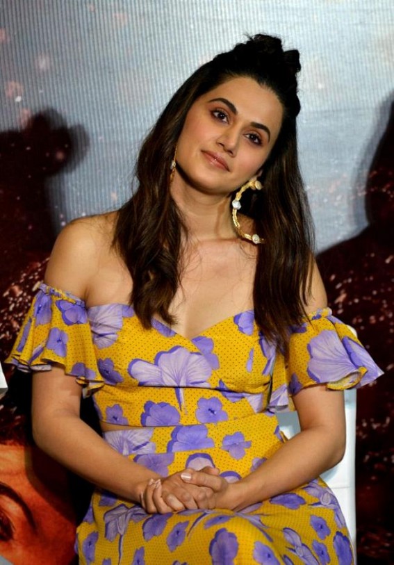 Taapsee Pannu will 'wait and conspire' to work with Hrithik Roshan