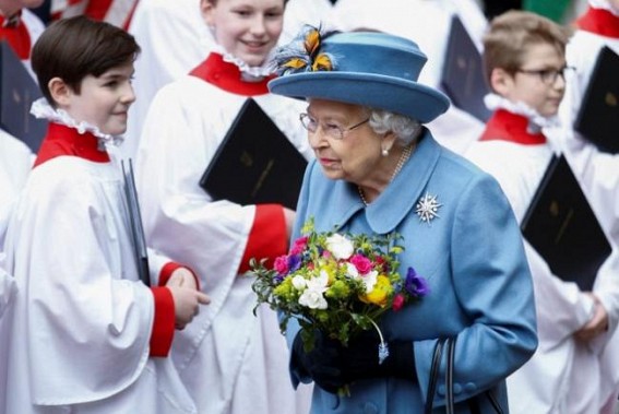 UK Queen to return to Buckingham Palace