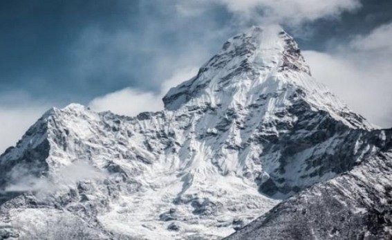 Nepal Mountaineering Association calls for cleaning up Everest