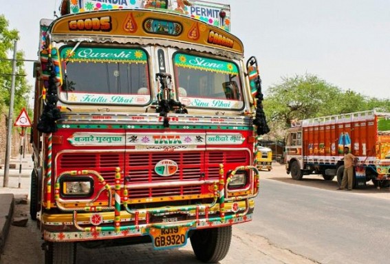 Screening of Truckers going on in Chuaribari : State Govt