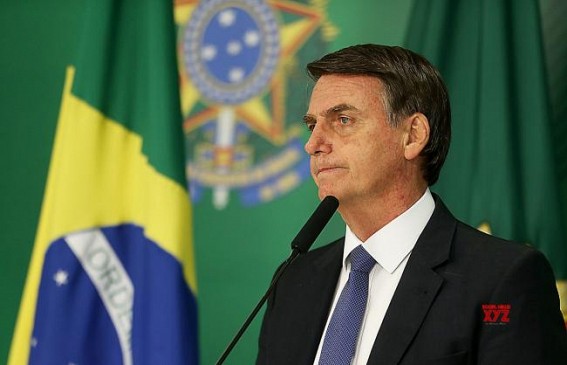 Bolsonaro wants Brazilians to return to work amid lockdown
