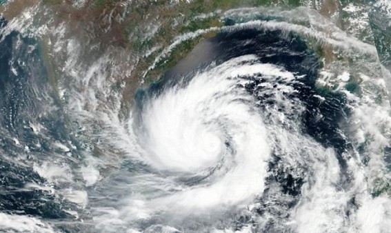 'Amphan' weakens into Very Severe Cyclone Storm