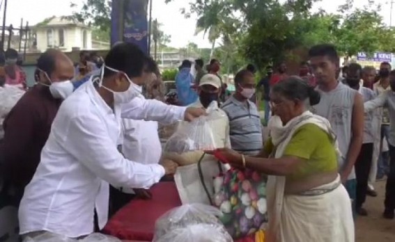 COVID-19 : CPI-M distributed relief materials among 170 families