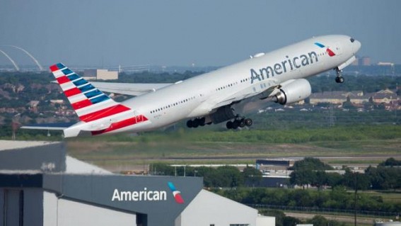 American Airlines passenger removed for not wearing mask