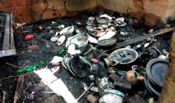 House burnt by miscreants at Amtali 