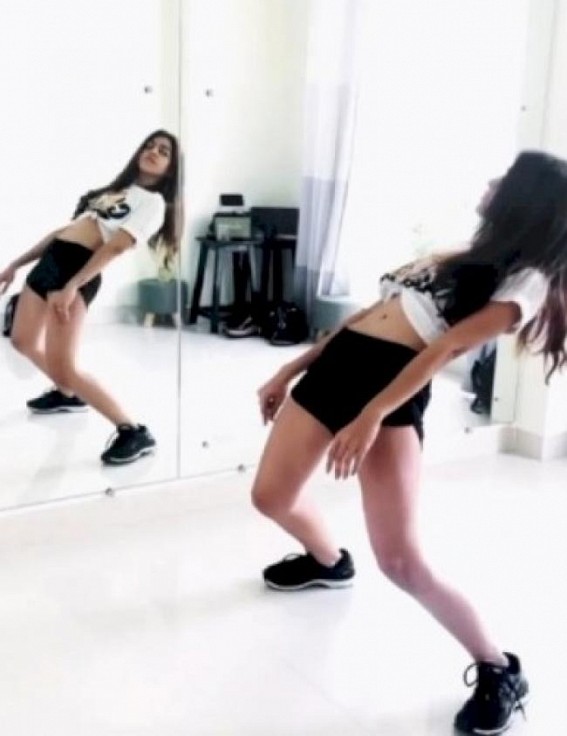 Alaya F posts 'cooler' dance video after 'failed version'(