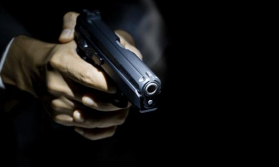 Woman held with pistol at Metro station in Gurugram