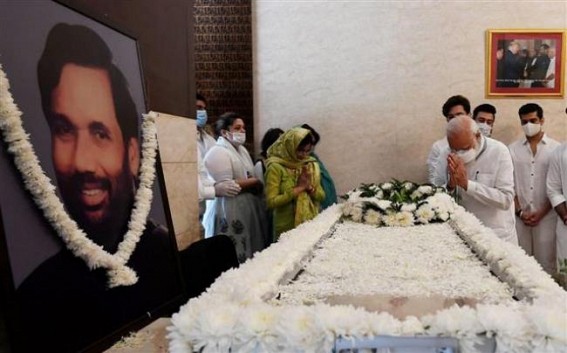 Prez, PM and others pay tributes to Paswan