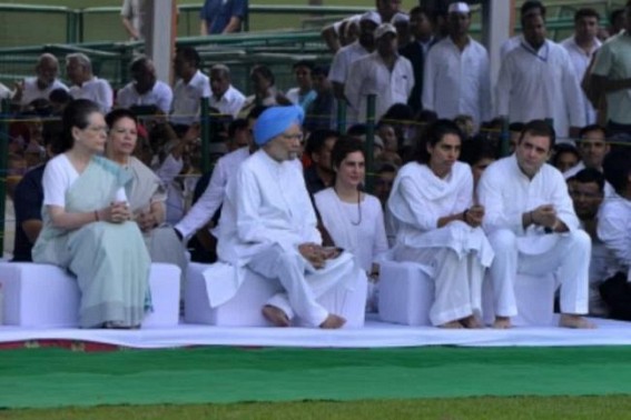 Cong arrays Sonia, Manmohan, Rahul, Priyanka for Bihar battle