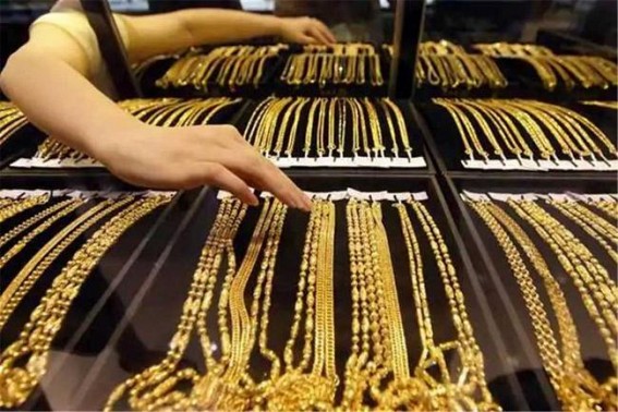 India's gold imports halve to $6.8B in Apr-Sep FY21