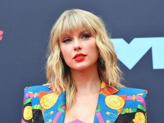 Taylor Swift's 'Folklore' is first album to sell a million copies in 2020 in US
