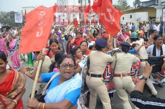 Women led â€˜Jail-Bharoâ€™ movement held by CPI-M