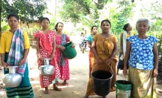 Locals suffering from Water-Crisis in Khayerpur, Marak Para