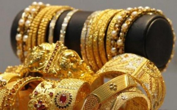 Gold demand drops to 11-year-low in 2020 on weak Q4