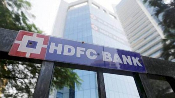 HDFC shares hit new high, market cap crosses Rs 5 lakh cr HDFC shares hit new high, market cap crosses Rs 5 lakh cr