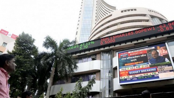 Equity indices fall, Sensex gives up 52K-mark