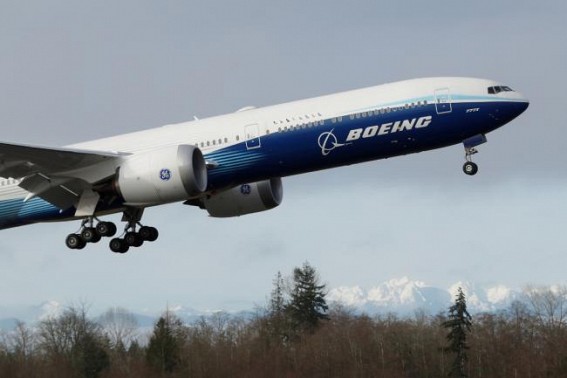 Japan instructs domestic carriers to ground Boeing 777s
