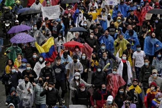 6 people dead in Colombia protests