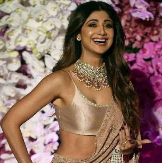 On Int'l Yoga Day, Shilpa Shetty suggests asana for Covid recovery