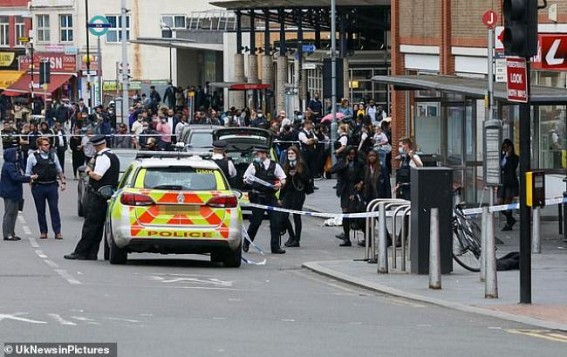 London teens stabbed to death six hours apart
