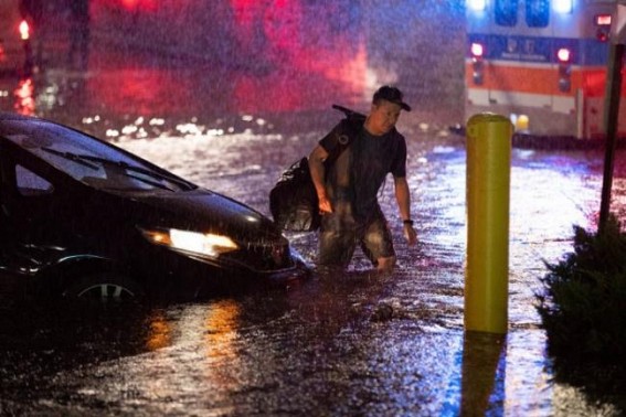 Hurricane Henri already flooding NYC streets, subways