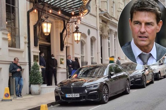 Tom Cruise's car stolen while shooting in UK