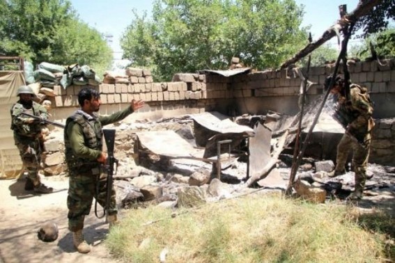 Taliban gains ground as 2 more Afghan districts fall