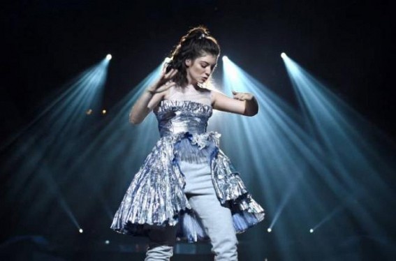 Technical glitches force cancellation of Lorde's show at MTV Awards
