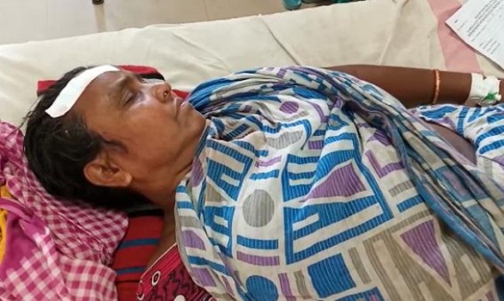 Political Attack : 55 year old woman was severely injured after being attacked by 4 miscreants