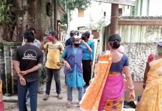 AMC cleaning workers held protest in Nagerjala for being beaten by a resident in the area