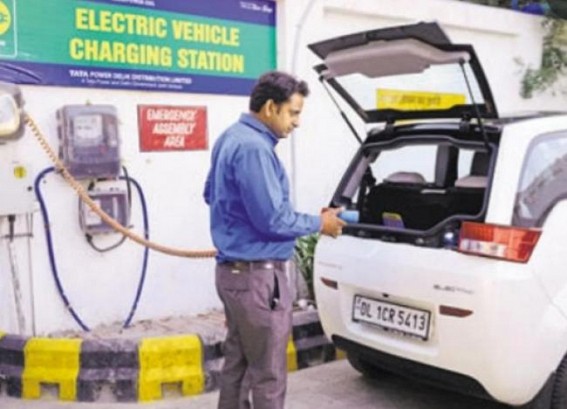 EV policy: Delhi govt to empanel discoms to provide charging units