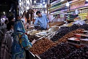 Pakistan bans import of non-essential luxury items to stabilise economy