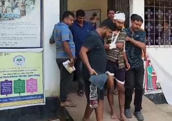 Fatal vehicle accident left two people seriously injured in Kathalia, Maheshpur. TIWN Pic Nov 12