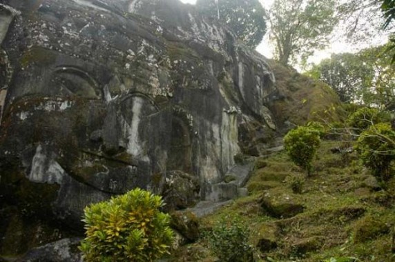 Unakoti