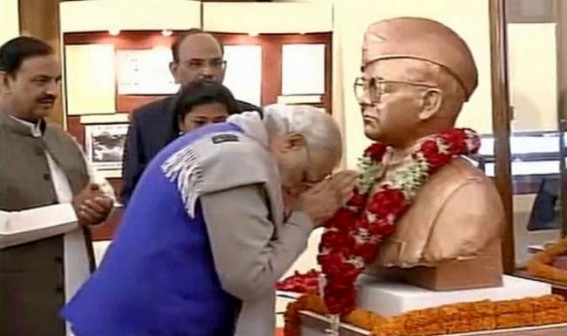Why India needs Narendra Modi ? PM's dynamic vision outclass Opposition