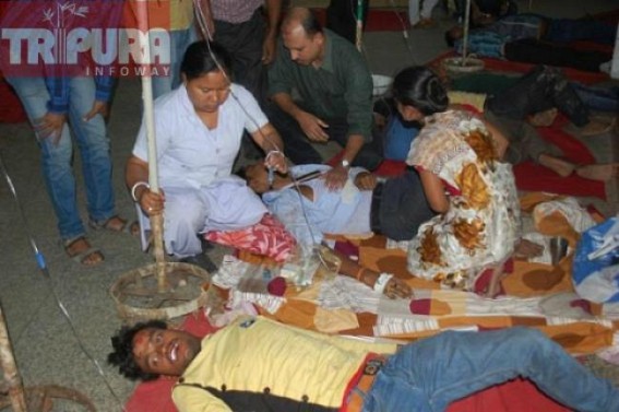 Negligence of staffs hit the patients of Bakshanagar Primary Health Centre