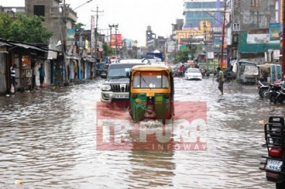 Urban Development Minister says 90:10 funding proportion for SMART CITY project is must,  Minister express his discontent with the 50:50 fund sharing proposal,  Manik Dey talks to TIWN 
