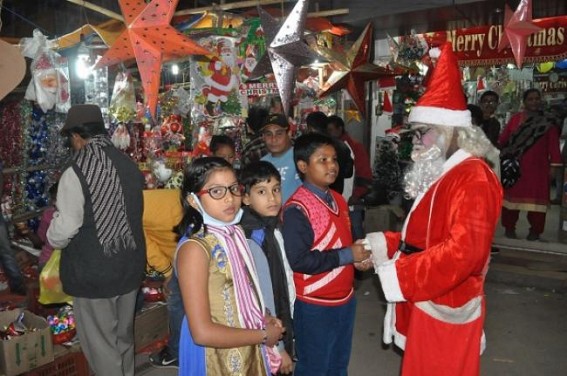 City celebrates Christmas Eve