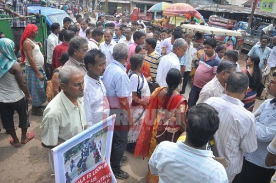 3.75 lakhs raised from West Dist for Kerala Flood : CPI-M