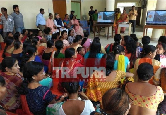 BJP supporters gather to listen Modiâ€™s Mann-Ki-Baat