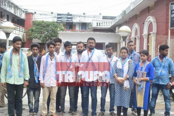 NSUI places deputation to Minority Welfare Dept 