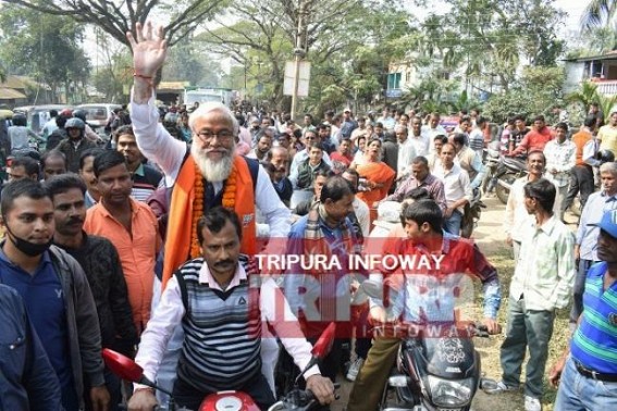 Ratan Chakraborty starts Poll campaigning to defeat Pabitra Kar