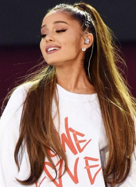 NASA exchanges tweets with Ariana Grande over her song NASA exchanges tweets with Ariana Grande over her song