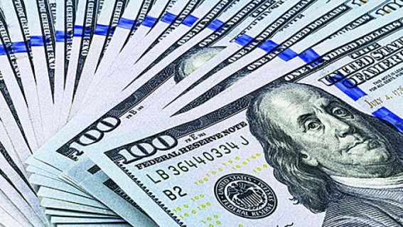 US dollar edges up amid economic data