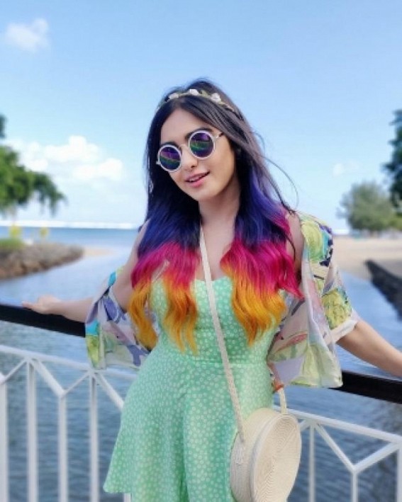 Purple, pink, orange: Adah flaunts three hair colours