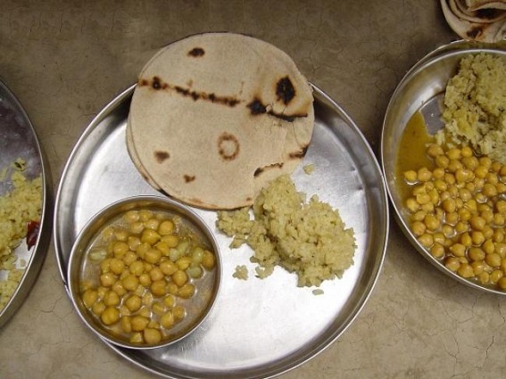 Before entering Tripura, Akshay Patra mid-day-meal food facing storms of criticism in national media for â€˜unnastyâ€™ food without garlic, onion