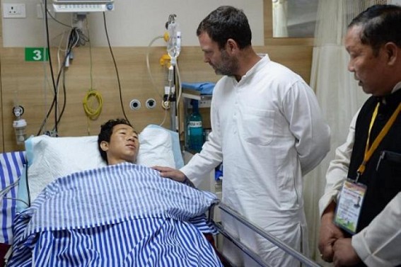â€˜Congress will not allow Chowkidar to attack on Northeast peopleâ€™,  says Rahul Gandhi